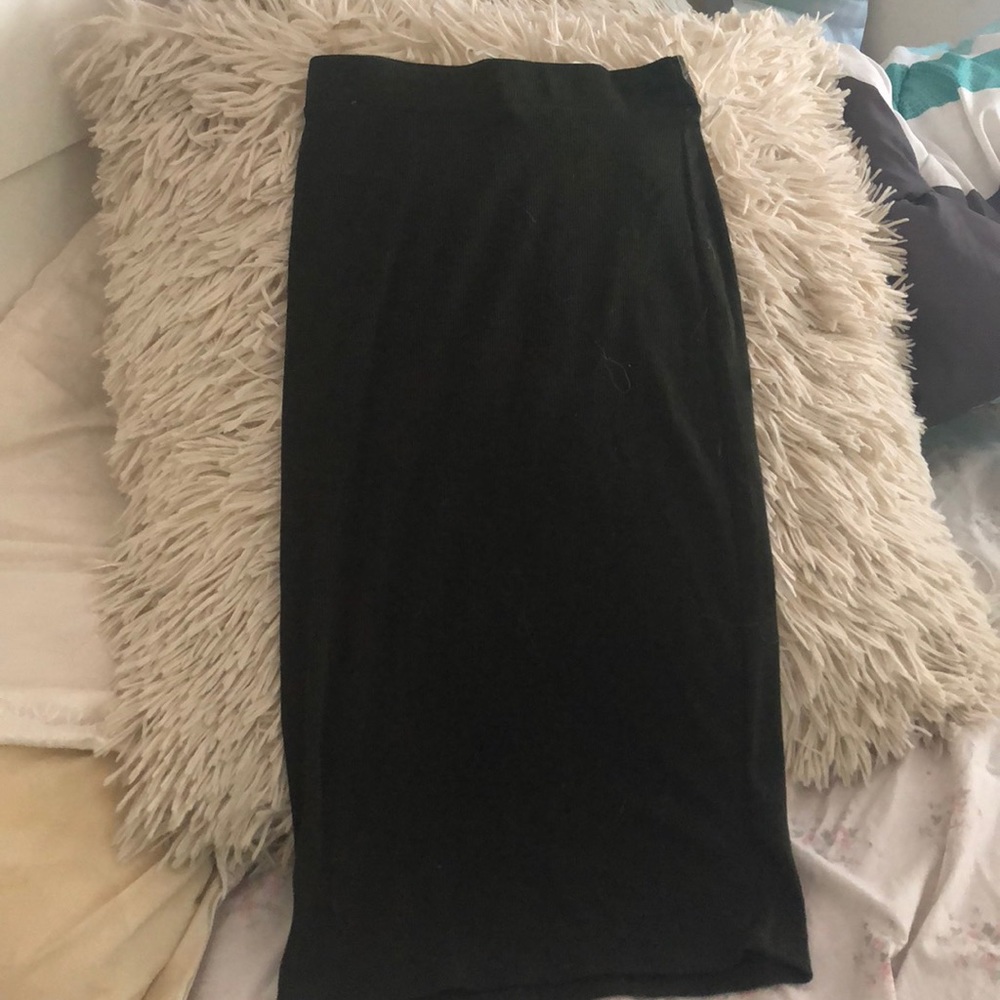 Green pencil skirt